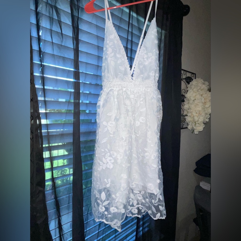New in package white mini dress